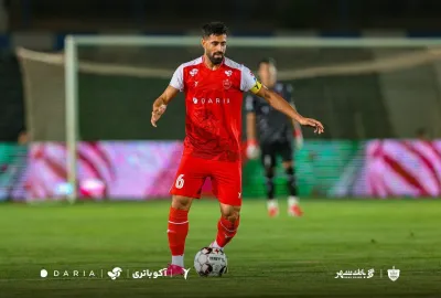 کنعانی‌زادگان مصدوم شد؛ کاپیتان پرسپولیس تا نیم‌فصل خانه‌نشین است