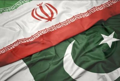 تهران و اسلام‌آباد، مرز ۹۰۰ کیلومتری را به خط لوله‌ای برای توسعه ۳۰ میلیارد دلاری تبدیل می‌کنند