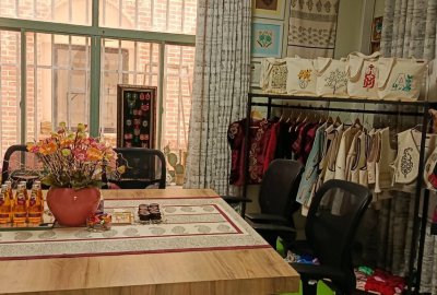 چهار مهر اصالت ملی در کارنامه ترنج‌دخت شاهوار؛  برندی که با هوش مصنوعی لباس طراحی می ‌کند
