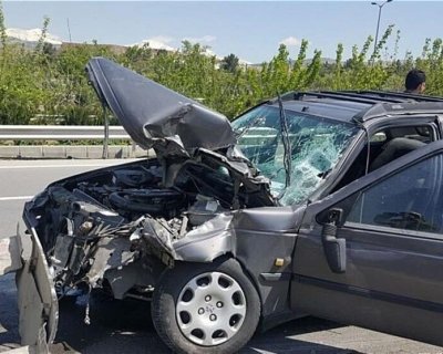 عکس | اولین تصاویر از تصادف مرگبار یک پژو ۴۰۵ در شیراز