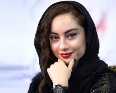 عکس | تصاویری جالب از چهره ترلان پروانه در یکی از فیلم‌هایش در ۱۴ سالگی