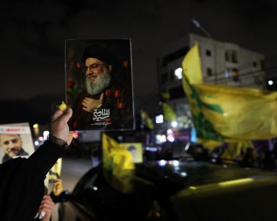 نخستین عکس از سنگ مزار شهید سیدحسن نصرالله که آماده نصب است