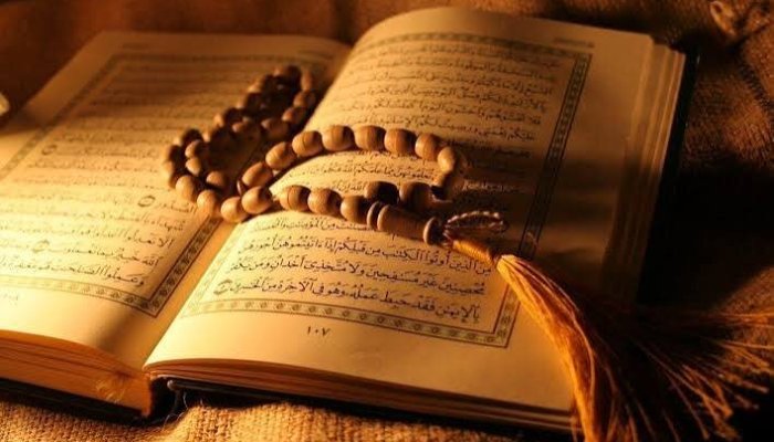عکس | تصویر وایرال شده از قرآن منسوب به دست‌خط مبارک امام حسین (ع)